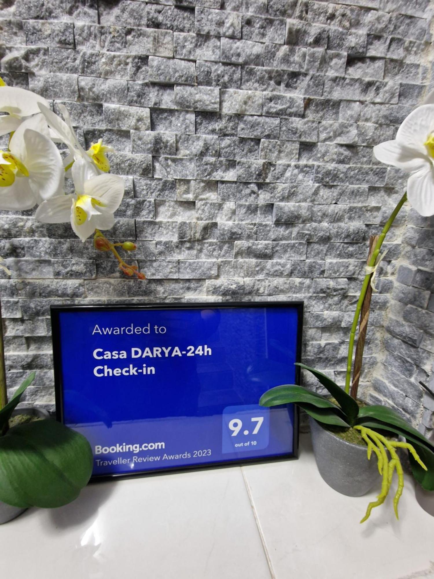شقة Casa Darya-24H Check-In بوخارست المظهر الخارجي الصورة